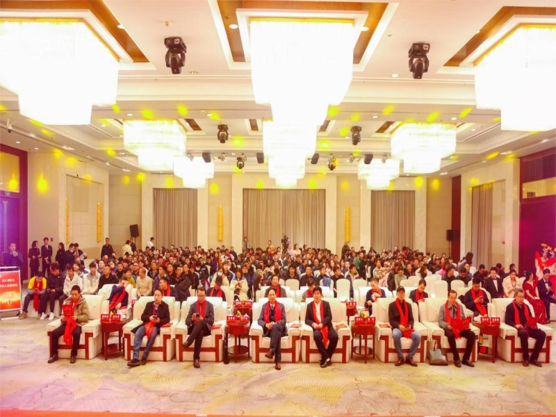 攜手逐夢 綻放未來